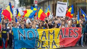 Sondaj: 64% dintre moldoveni sunt împotriva unirii Basarabiei cu România