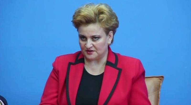 Istericale de ministresă! Grațiela Gavrilescu a țipat la un jurnalist care i-a atras atenția că sistemul de colectare selectivă nu funcționează
