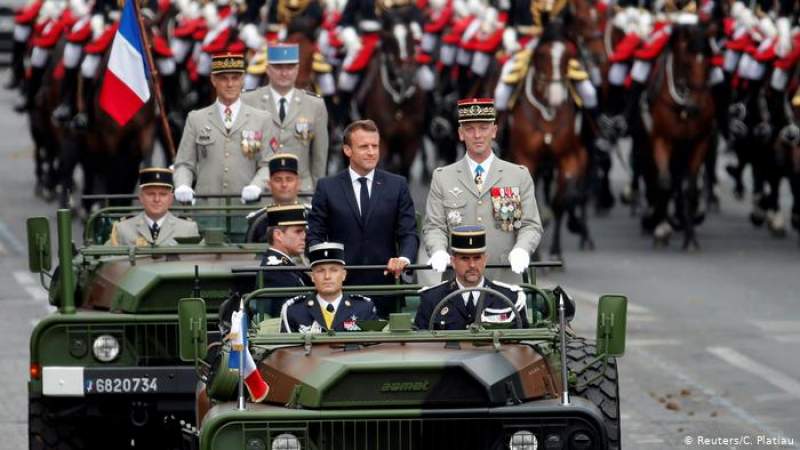 Președintele francez anunță înființarea „armatei spațiale”