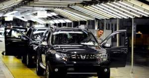 Producția naţională de autoturisme a crescut cu 21%, în primele nouă luni ale anului: 60% sunt modele Dacia