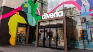 Lanțul de librării Diverta, cel mai mare retailer integrat în domeniu, își cere insolvența