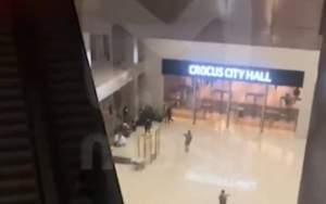 „Atac terorist”, cu două explozii, într-o sală de concerte din Moscova. Cel puțin 40 de morți și peste 100 de răniți (VIDEO)