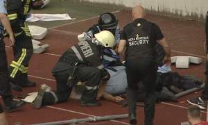Suporterul care a aruncat cu scaunul în capul unui jandarm, la Cluj, a fost prins: este cercetat pentru tentativă de omor