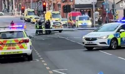 „Incident grav în desfășurare”. Trei persoane găsite decedate în Nottingham. Mai multe străzi au fost închise