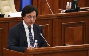 Președintele Curții Constituționale a Moldovei a demisionat din toate funcțiile