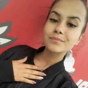 Tânăra arsă de vie în accidentul din Suceava, înmormântată alături de rochia de mireasă