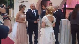 Liviu Dragnea și iubita lui, cu 30 de ani mai tânără, invitați la o nuntă cu ștaif. Legătura dintre liderul PSD și mire