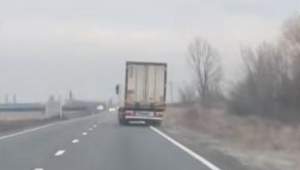 Șofer de TIR din Belarus, rupt de beat, oprit înainte de a provoca o tragedie pe un drum din Bihor (VIDEO)