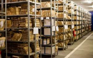 CNSAS va primi de la SRI aproape 10 milioane de documente și înregistrări din dosarele fostei Securități comuniste