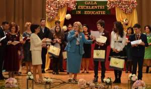 Camelia Gavrilă susține consecvent și premiază excelența în educație