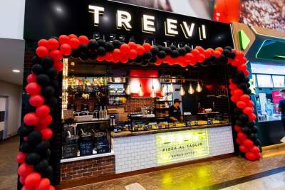 Lanţul de restaurante Treevi a deschis o pizzerie în food court-ul din ansamblul Palas