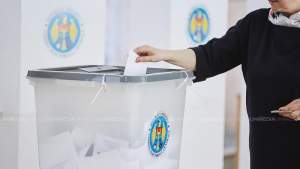 Alegeri parlamentare parțiale în Republica Moldova, astăzi: 12 secții de votare organizate în România. La Iași se votează la Casa Studenților