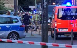 Masacru în centrul Berlinului: o maşină a intrat în plin în pietonii de pe trotuar