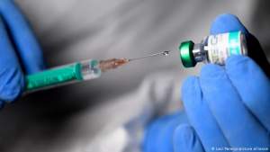 Sondaj: 55,2% dintre români intenționează să se vaccineze împotriva COVID-19 în cursul acestui an