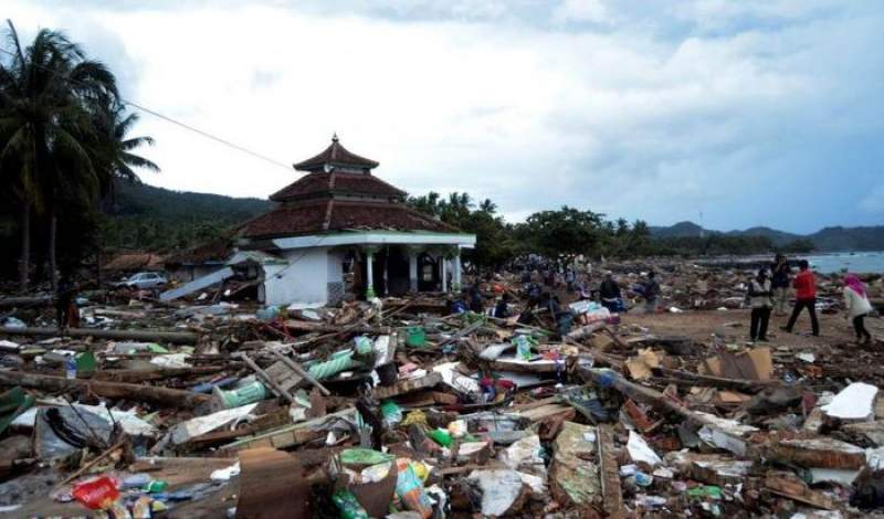 Tsunami în Indonezia: cel puțin 280 de morți și o mie de răniți