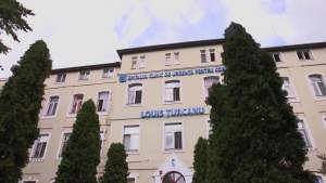 14 elevi de la Colegiul „Loga” din Timişoara au rămas internaţi în spital. Norovirusul a apărut în analizele a patru copii