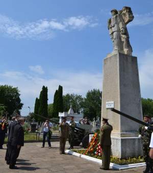 Primăria alocă 2,5 milioane de lei pentru repararea monumentelor eroilor din primul și al doilea război mondial din Cimitirul Eternitatea