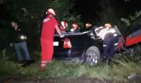 Accident mortal în Schitu Duca: un bărbat a murit și o femeie a fost grav rănită în urma ciocnirii dintre un autotren și o mașină (VIDEO)