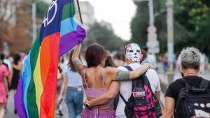 Organizatorii paradei LGBT de la Oradea trebuie să mute evenimentul după presiunile făcute de o organizație bisericească