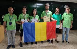O medalie de aur și două de argint, obținute de elevii români la Olimpiada de Informatică a Europei Centrale