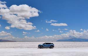 Noul Ford Explorer, complet electric, este disponibil la vânzare în România, după ce a finalizat o călătorie record de 30.000 km în jurul lumii