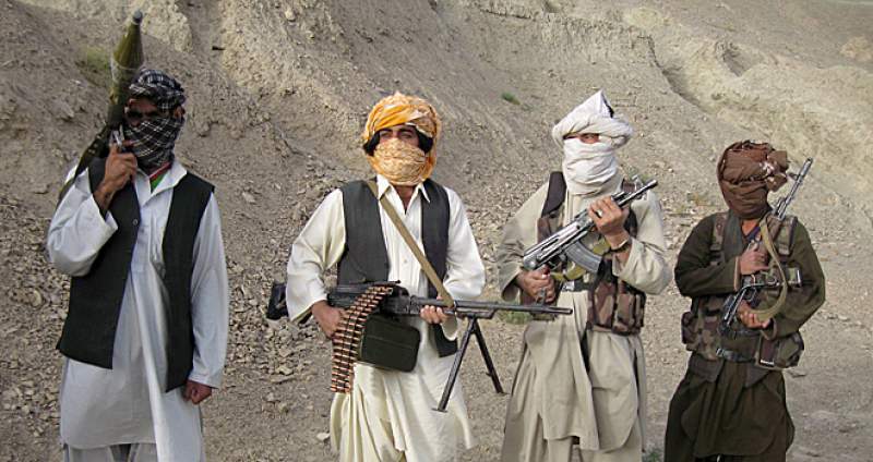 Comandant NATO: Este posibil ca talibanii să fie trimiși de Rusiai să lupte împotriva forțelor afgane și ale Alianței
