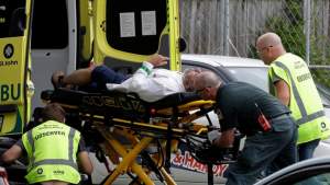 VIDEO.Carnagiu la două moschee din Noua Zeelandă. Peste 40 de morți în urma unui atac transmis în direct pe facebook de criminali