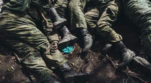 Mai mulți soldați ruși au murit într-un an în Ucraina, decât în toate luptele purtate de Rusia după Al Doilea Război Mondial