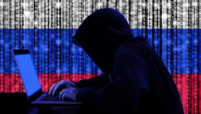 Hackerii ruși de la Killnet revendică un atac asupra site-ului Rompetrol: Duminică site-urile marilor aeroporturi din România au fost inaccesibile
