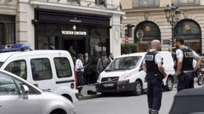 Bijuterii de 5 milioane de euro furate de un român dintr-un magazin parizian