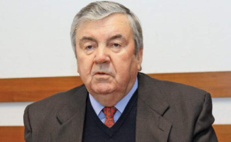 A murit Mircea Snegur. Primul preşedinte al Republicii Moldova avea 83 de ani