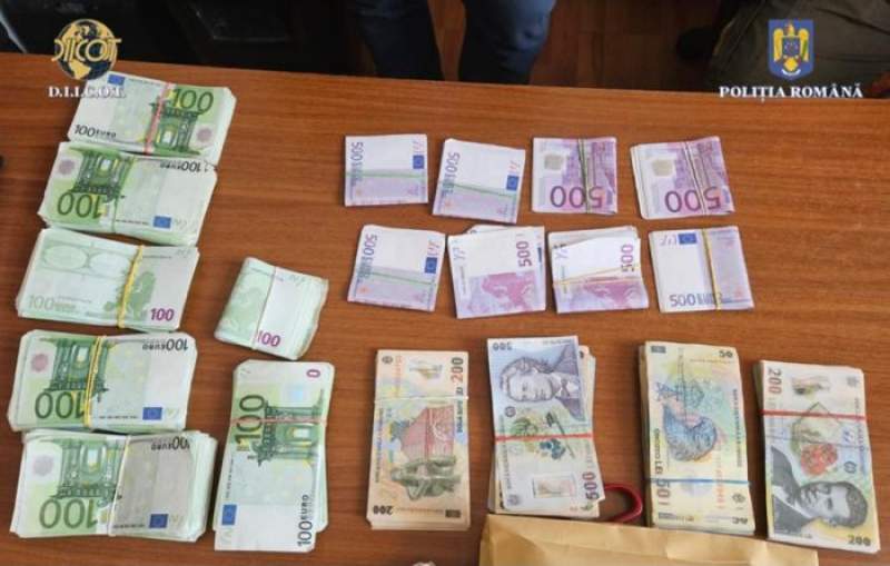 Percheziții DIICOT în Iași, Neamț și Galați, la suspecți de înșelăciune și falsificare de monede (VIDEO)