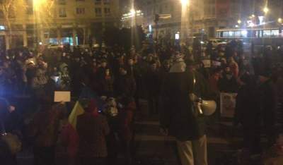 UPDATE. Iași – a treia zi de proteste. 15.000 de manifestanți au ieșit în stradă