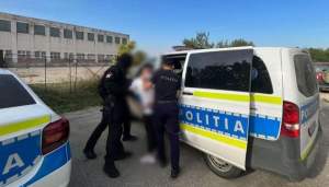 Elevă din Mioveni snopită în bătaie de un coleg. Agresorul a fost reținut, fata a ajuns la spital