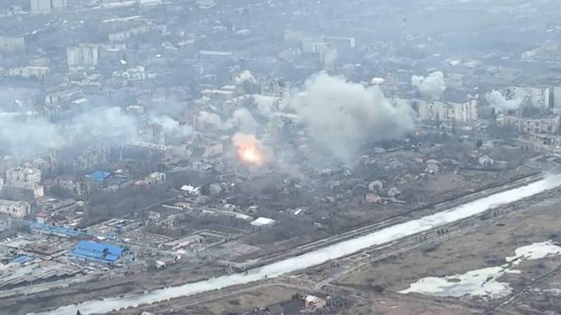 Forțele ucrainene au avansat doi kilometri în jurul orașului Bahmut, susține Kievul