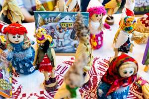 Târgul 100% Românesc aduce la Palas creații și produse autentice tradiționale, iar ,,Crăciunia”  răspândește bucuria sărbătorilor cu daruri unice