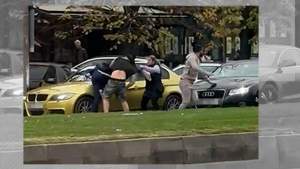 Șofer scos din mașină și bătut în stradă la Galați, din gelozie (VIDEO)
