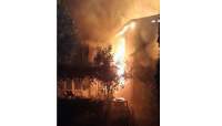 Pompierii ieșeni au intervenit mai bine de 4 ore pentru stingerea unui incendiu puternic izbucnit la o casă din Pietrăria