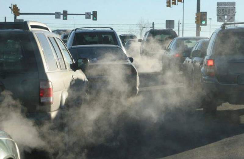 Cercetătorii ieșeni: Poluarea a atins cote alarmante în mai multe orașe din țară. Particulele din aer favorizează răspândirea coronavirusului