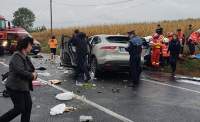 Impact devastator la Bălțați: patru morți după ciocnirea dintre un Opel și un Jaguar. Una dintre mașinile salvatorilor, lovită în timp ce se îndrepta spre locul accidentului