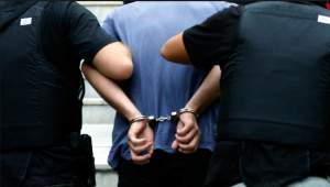 Trei persoane urmărite în Germania pentru furt, depistate în București și încarcerate