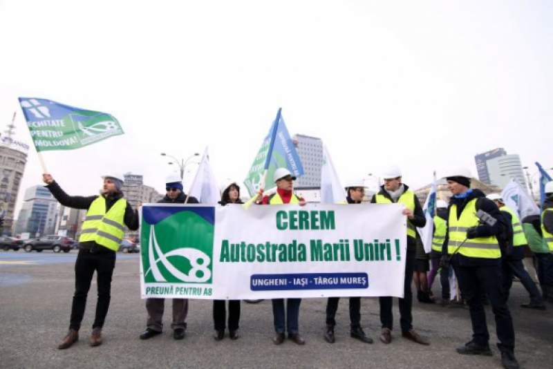 Ieșeni la protestul din 10 August: Asociațiile civice care militează pentru Autostrada Iași-Târgu Mureș amenință cu blocarea drumului care leagă Moldova de București