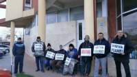 Ironie: șomeri de Ziua Internațională a Muncii. Mii de angajați români, disponibilizați pe 1 Mai