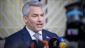 Europarlamentarii Vlad Botoș și Eugen Tomac cer anchetarea relațiilor Austriei cu Rusia