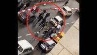 Un grup de palestinieni a atacat o mașină cu 2 turiști germani, crezând că sunt israelieni sub acoperire (VIDEO)