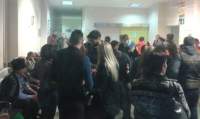 Isterie: zeci de persoane, la UPU Iași pentru a fi testate. Mulți au venit din Italia de mai bine de două săptămâni